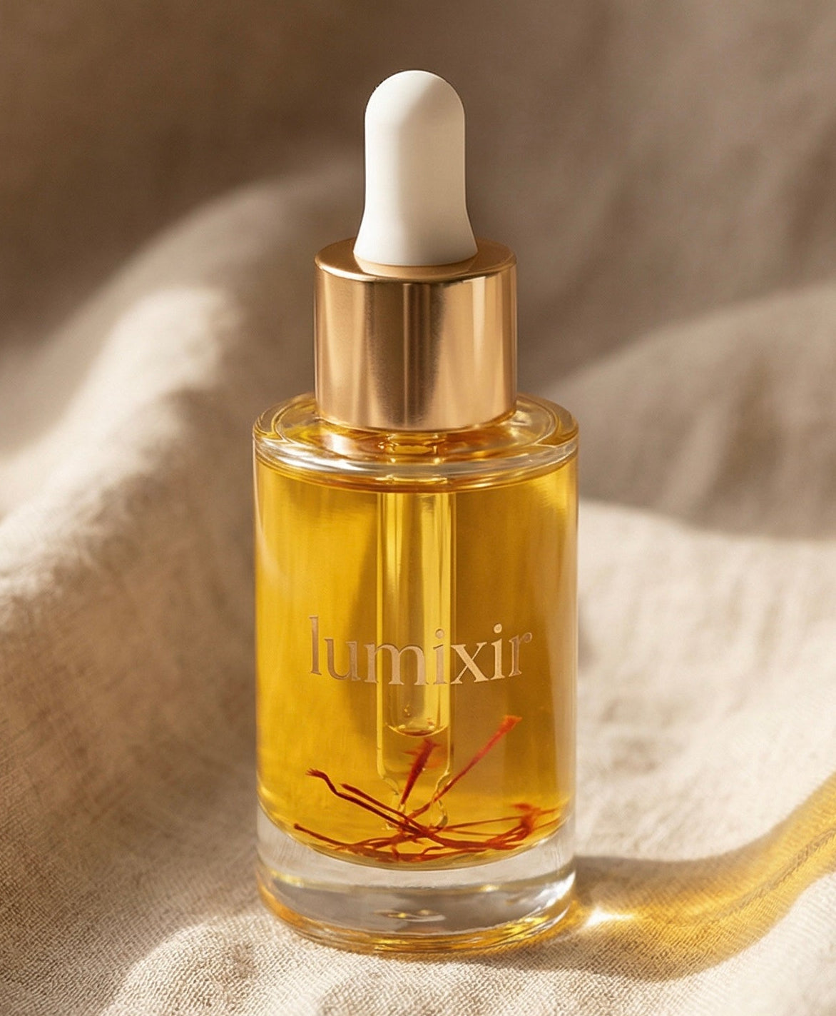 Huile antirides LUMIXIR au safran, argan et figue de barbarie sur laine beige